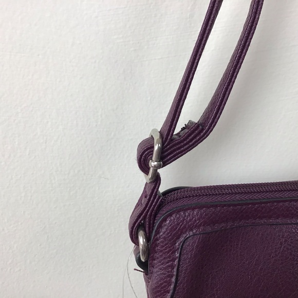 Rosetti, Bordeaux,shoulder or hand held handbag. - Picture 9 of 9
